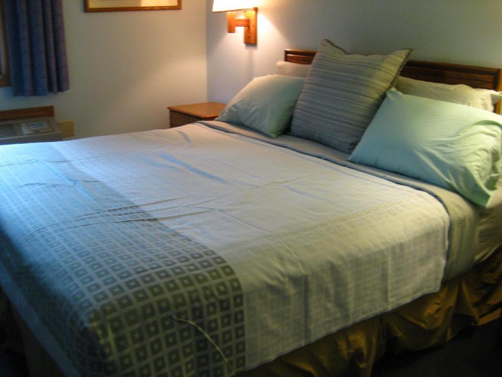 Day'S End Motel Plainville Room photo