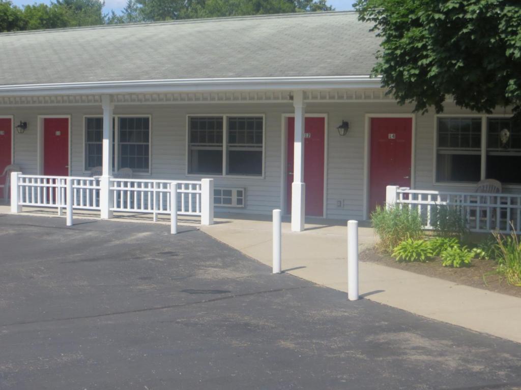 Day'S End Motel Plainville Exterior photo