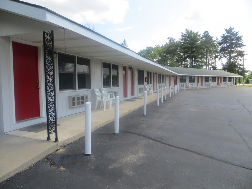 Day'S End Motel Plainville Exterior photo