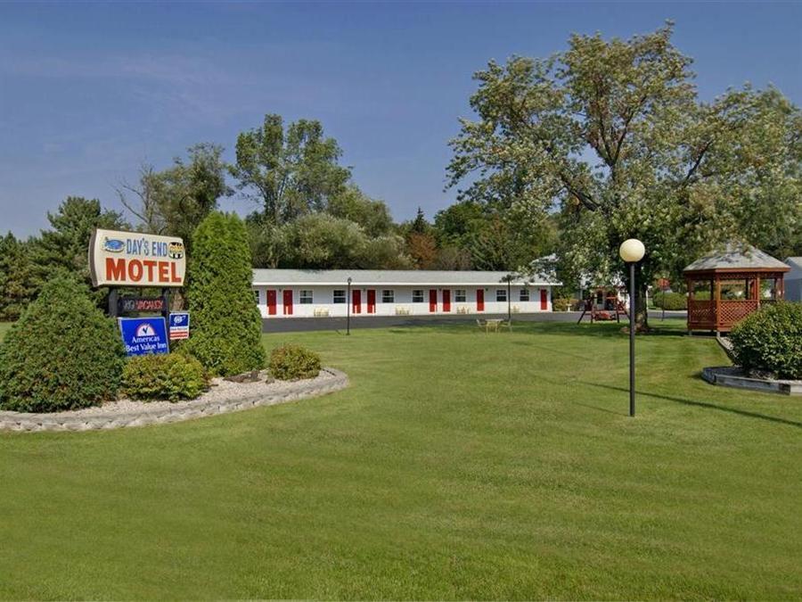 Day'S End Motel Plainville Exterior photo