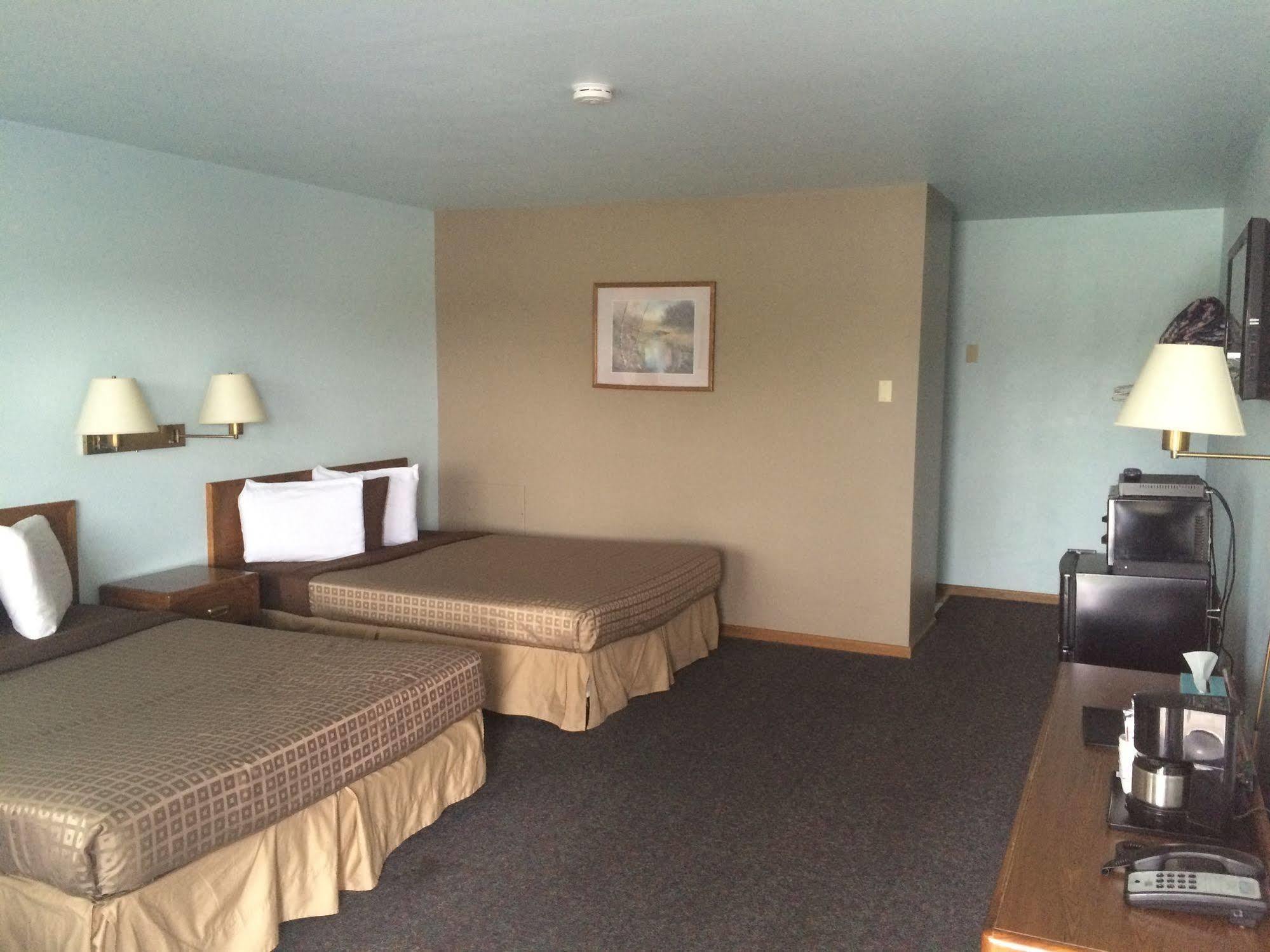 Day'S End Motel Plainville Exterior photo